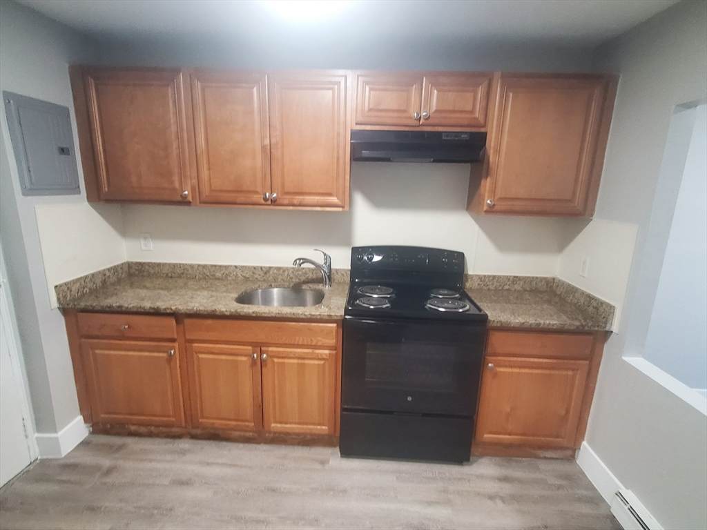 760 Cummins Highway - Photo 1