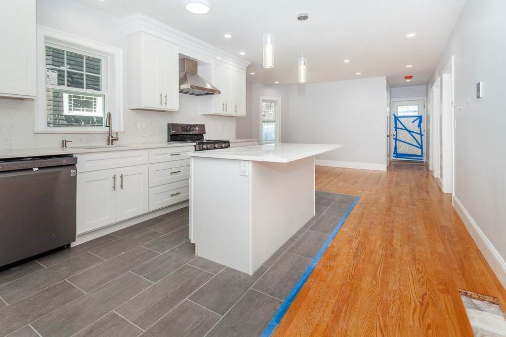 57 Sudan Street - Photo 1
