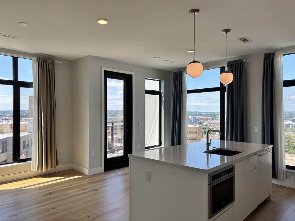 191 Washington St - Photo 1