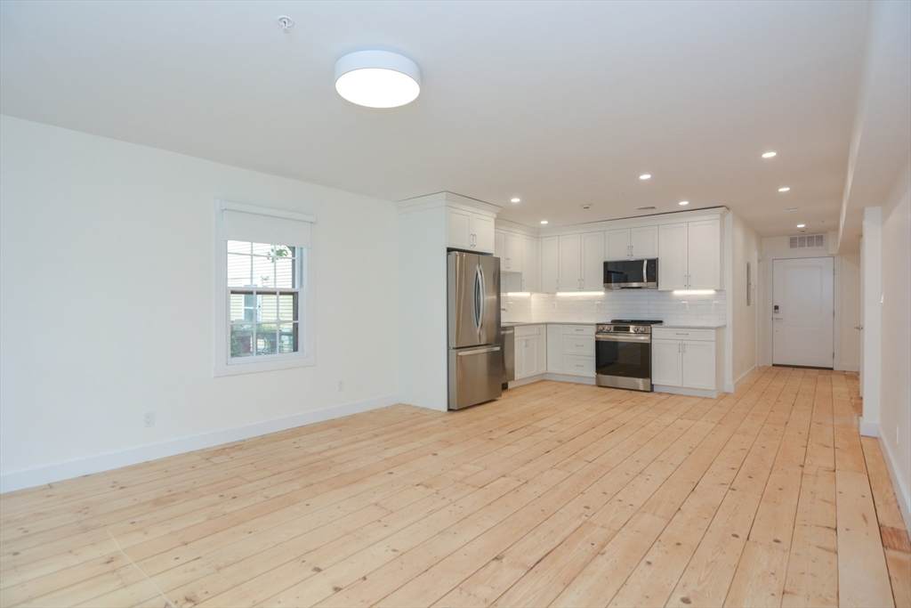 9 State St. - Photo 1