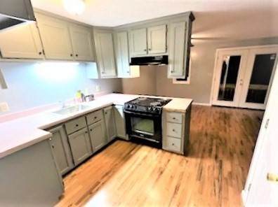 684 Plymouth Street - Photo 1