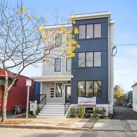 7 Springfield Street - Photo 1