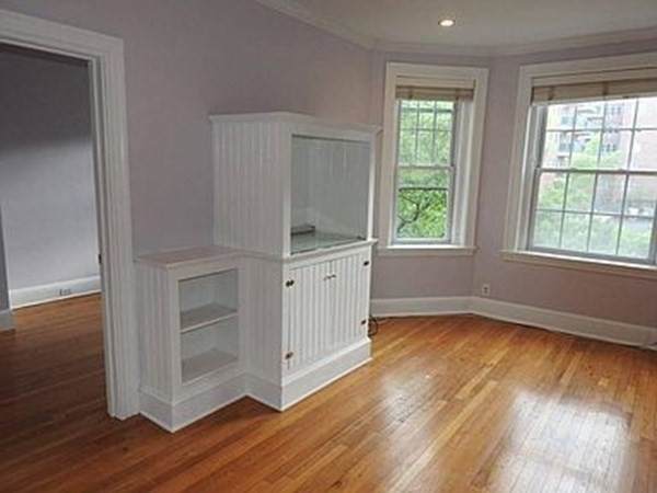55 Thatcher St - Photo 1