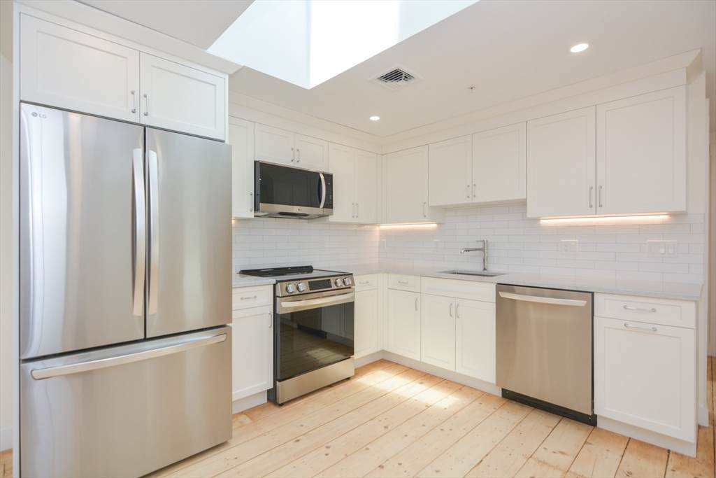 9 State St. - Photo 1