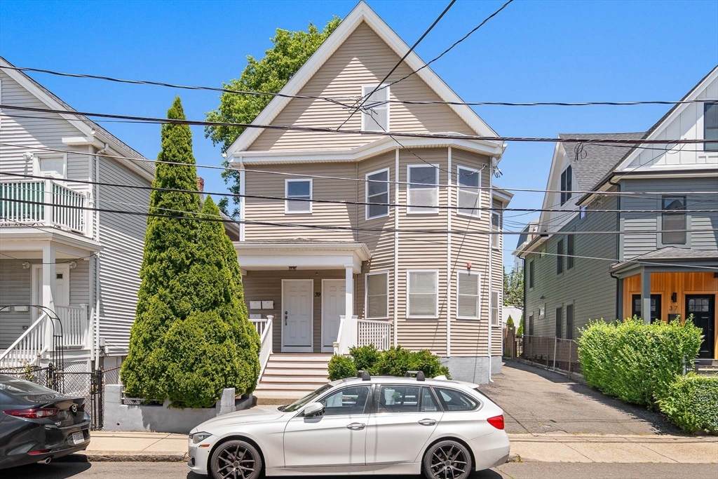 39 Oliver St - Photo 1