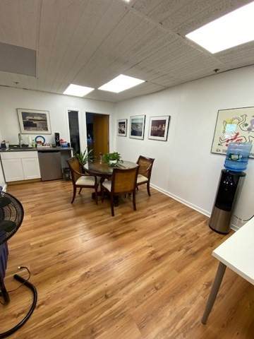 288 Walnut - Photo 1