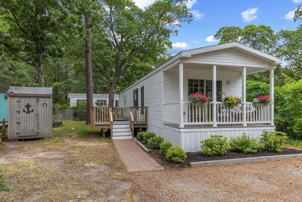 210 West Road - Photo 1