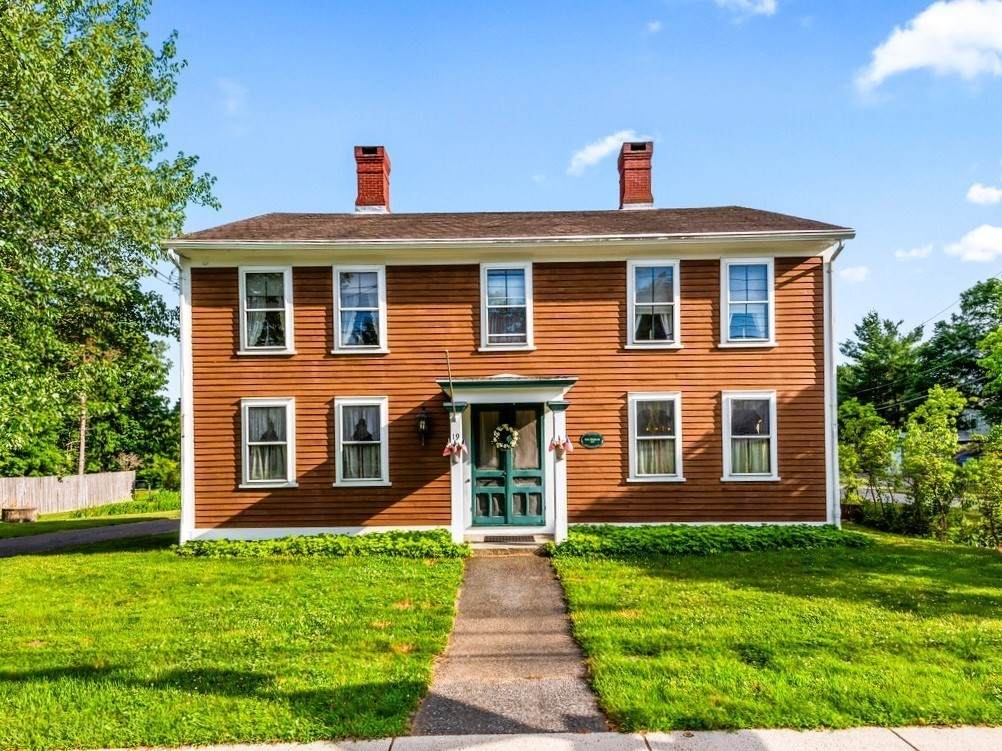 19 Main St - Photo 1