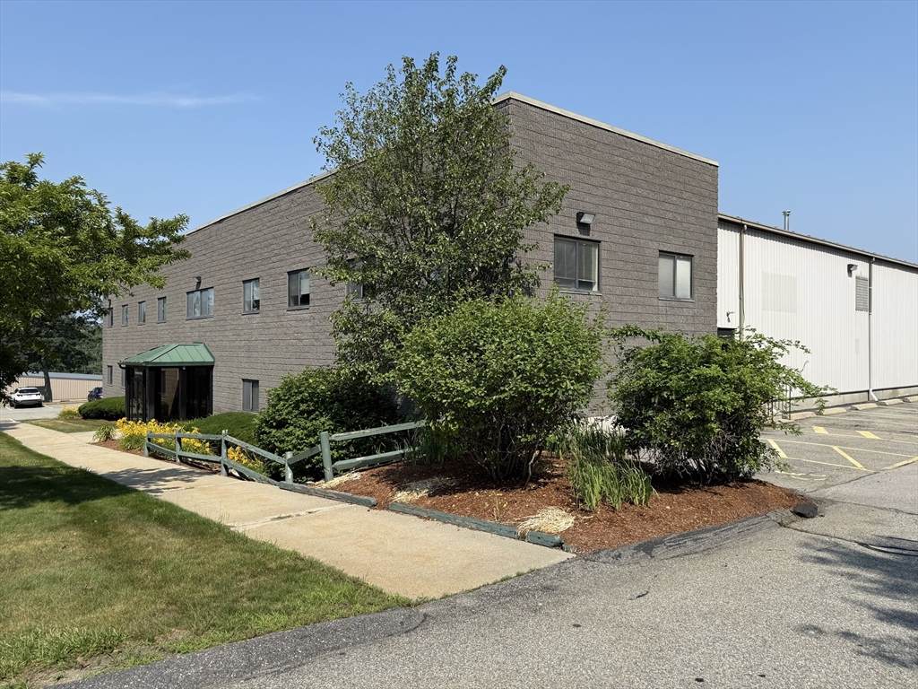 16 Industrial Way - Photo 1