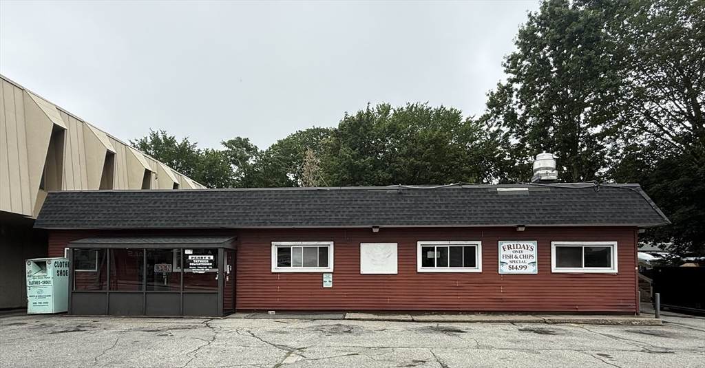 643 Chandler Street - Photo 1