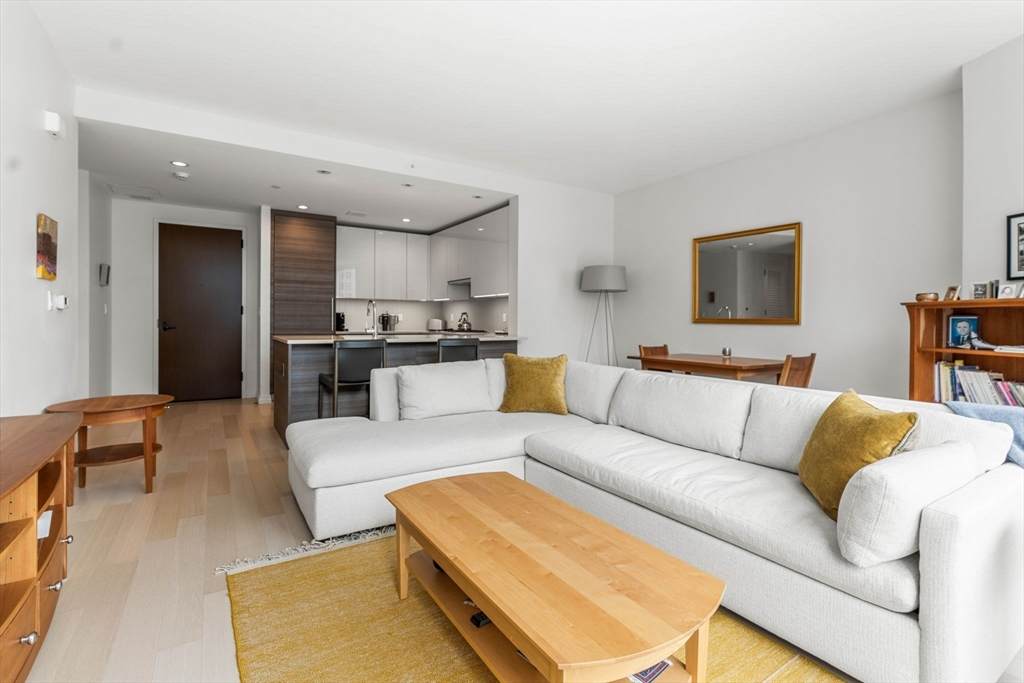 1 Franklin - Photo 1