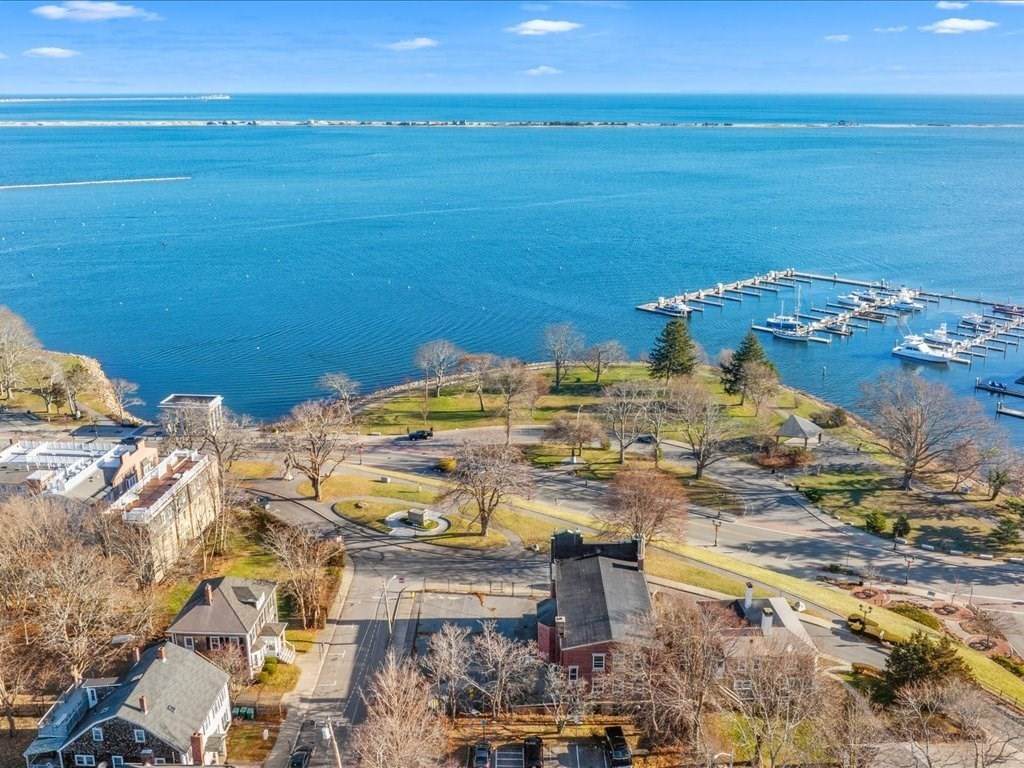 8 Carver Street - Photo 1