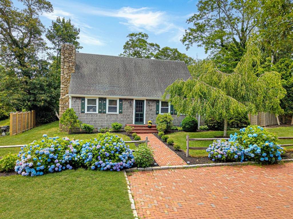 155 Skiff Ave - Photo 1