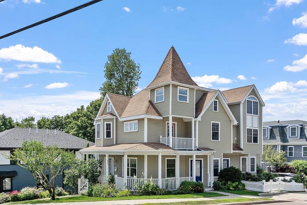 114 Forest Street - Photo 1