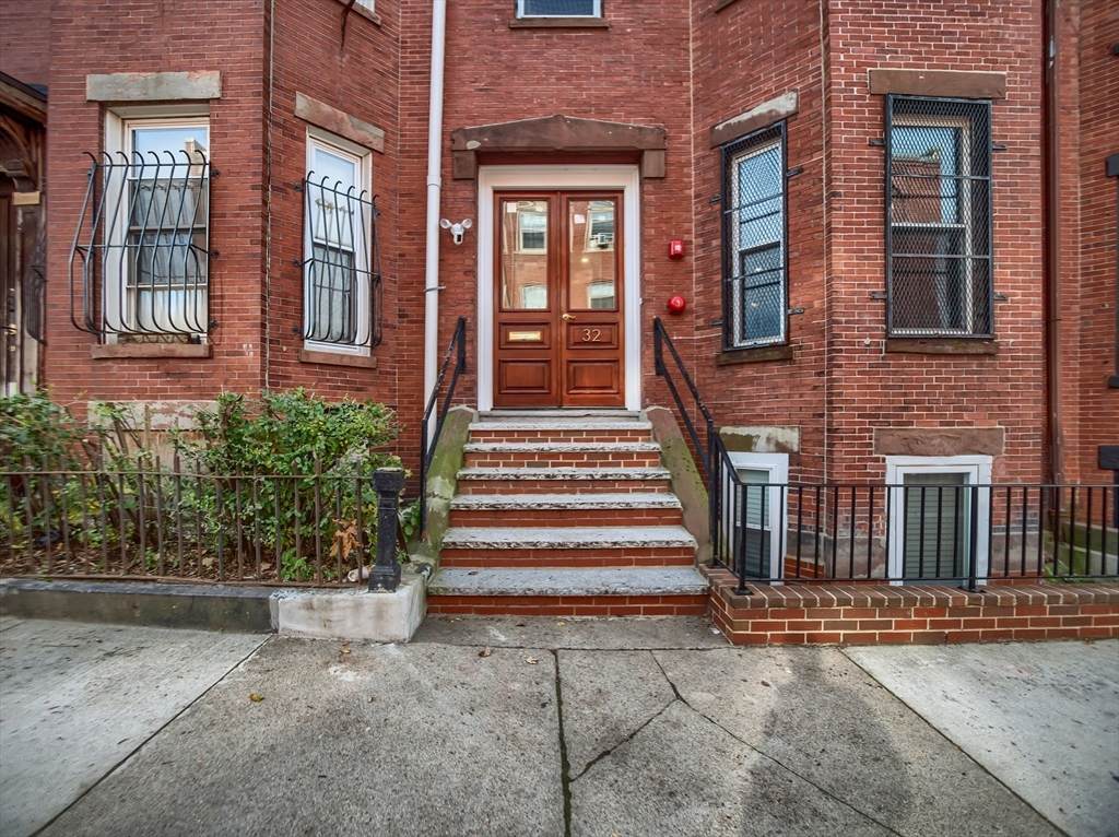 32 Williams - Photo 1