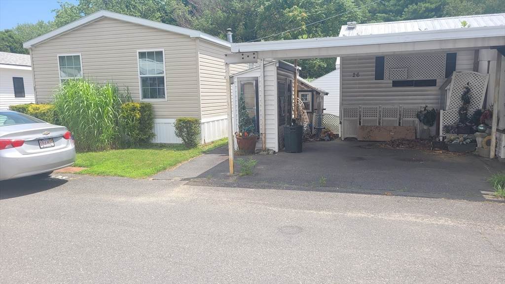 846 Broadway - Photo 1
