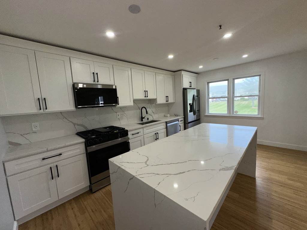94 Tennis Plaza Rd - Photo 1