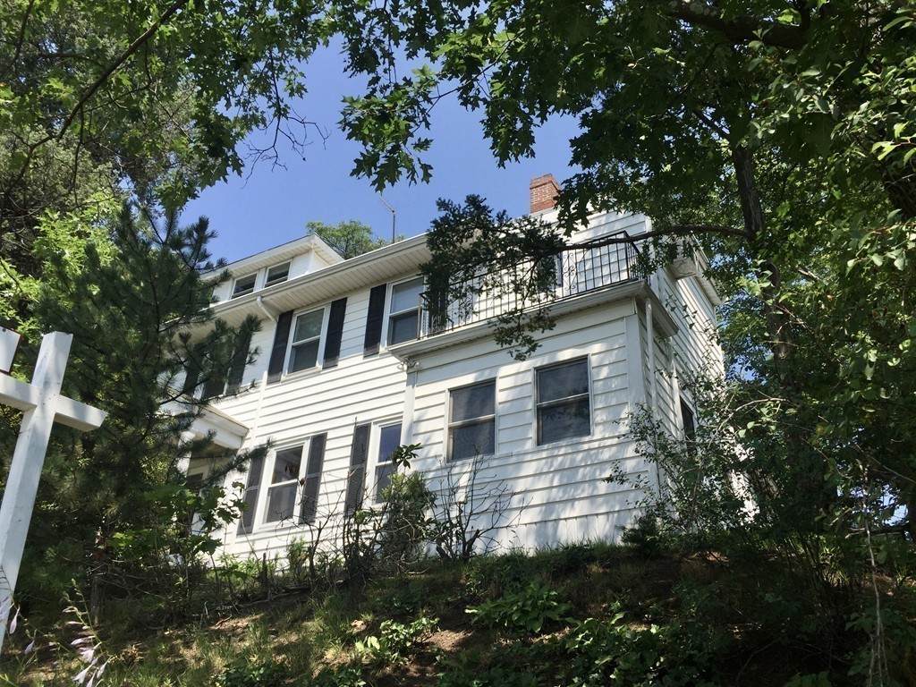 1094 Centre Street - Photo 1