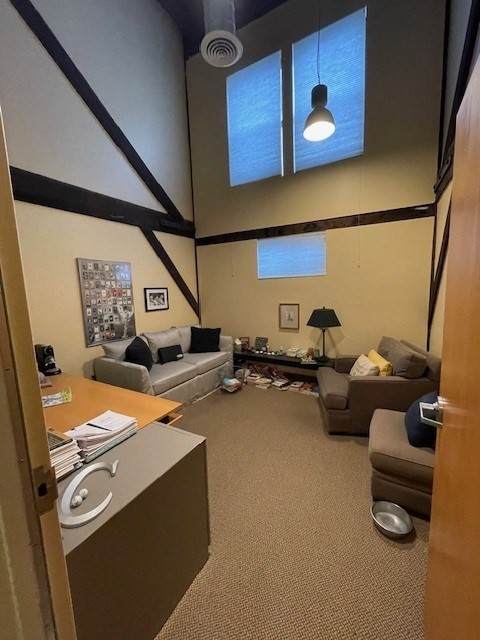 1121 Washington St - Photo 1