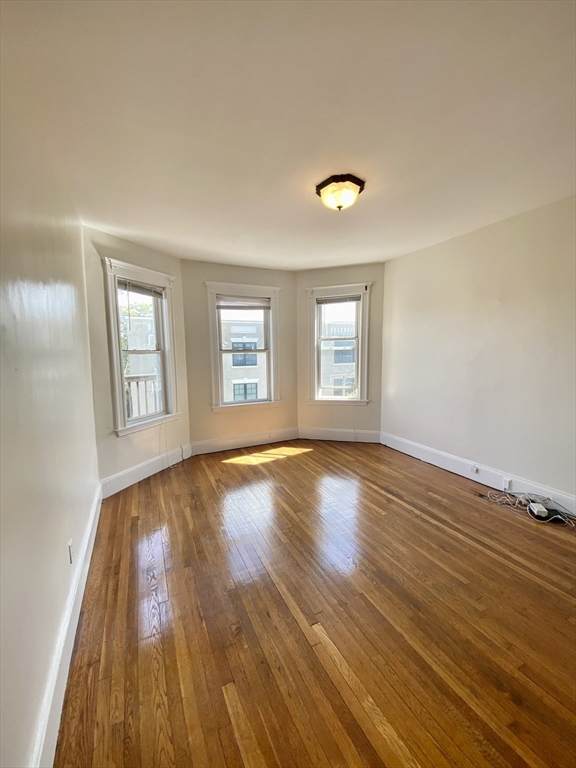 7 Harvard Terrace - Photo 1