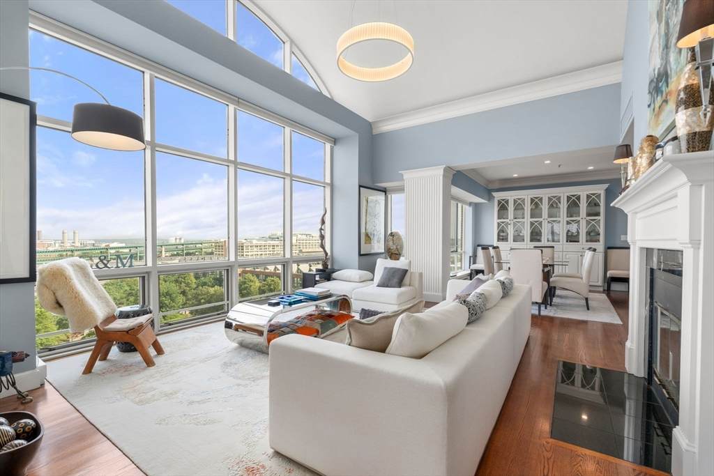 197 8th St - Photo 1