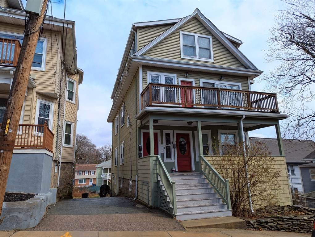 7 Weymouth Ave - Photo 1