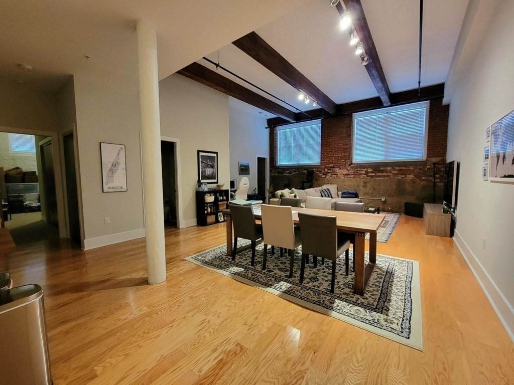 154 W 2nd St - Photo 1