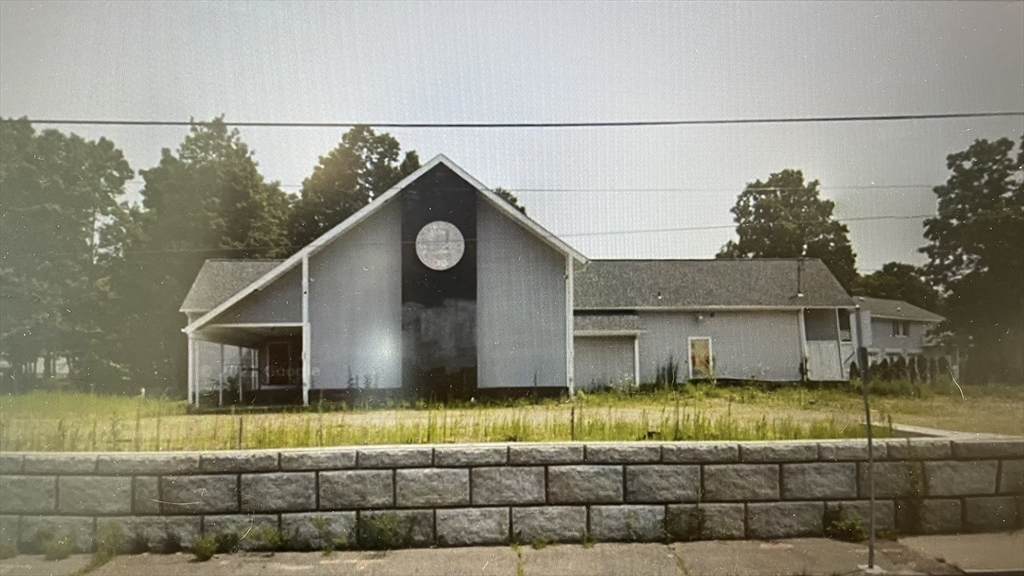 555 Central Ave - Photo 1