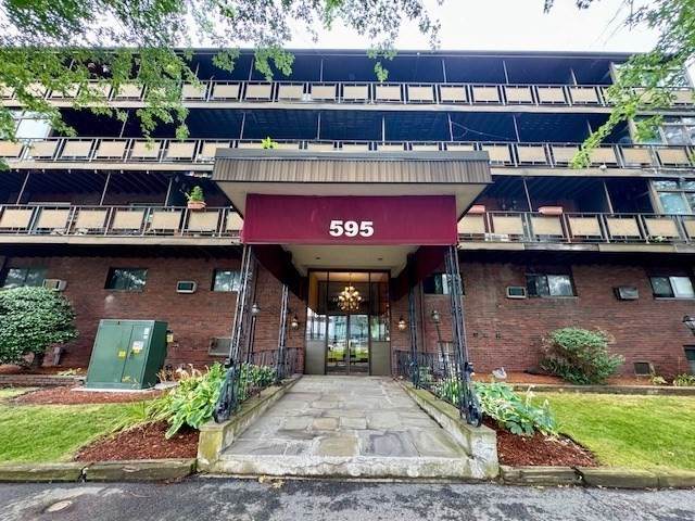 595 Revere Beach Pkwy - Photo 1