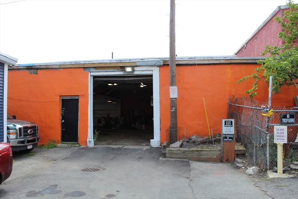 265A Lowell St - Photo 1