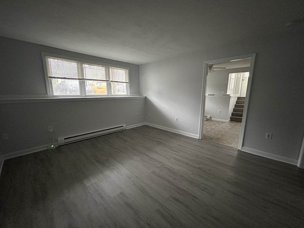 60 Phillips Street - Photo 1