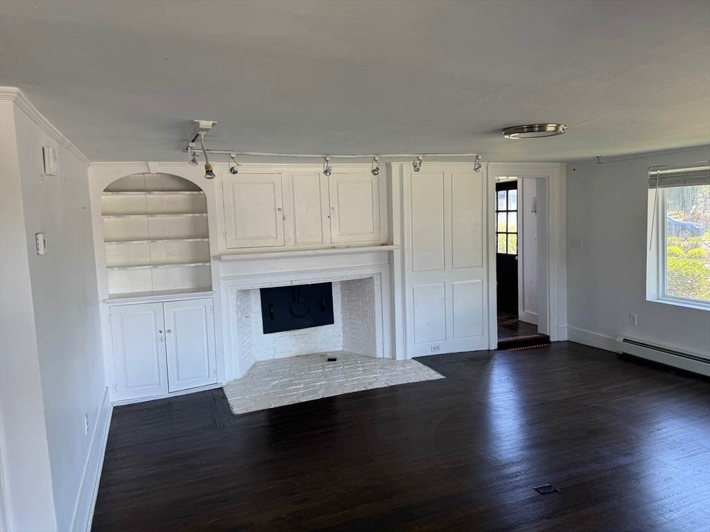 106 S. Main St Rte 114 - Photo 1