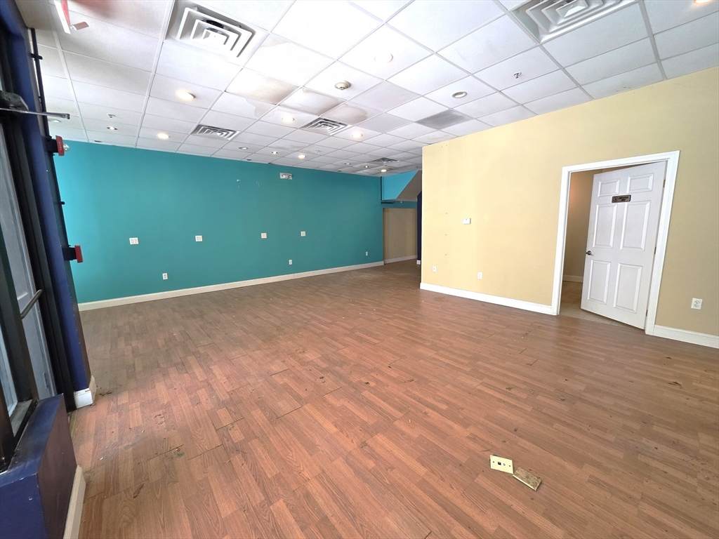 12 Portland St - Photo 1
