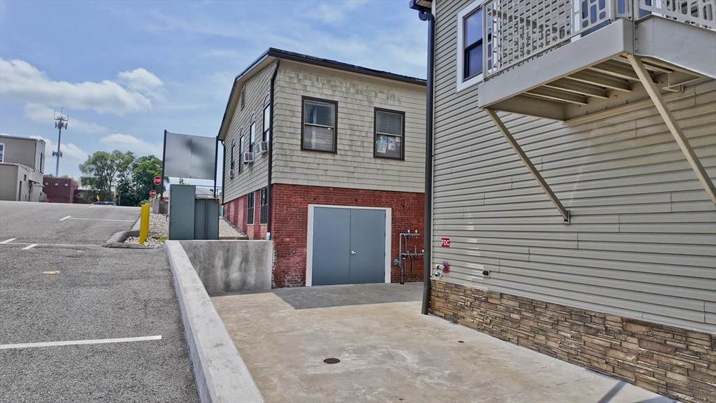 55 Main St - Photo 1