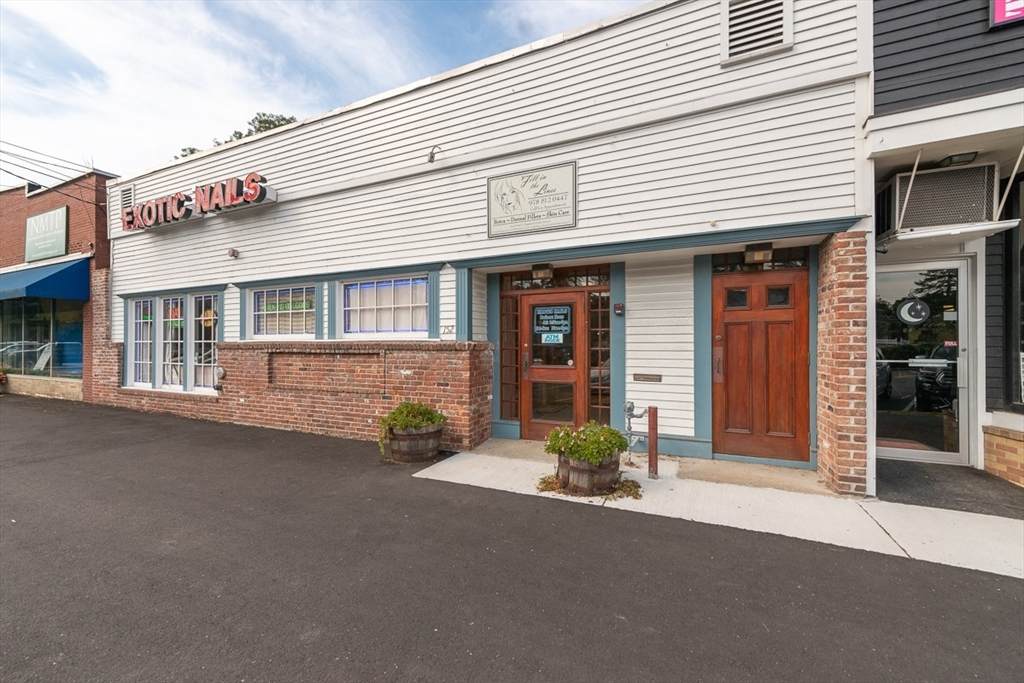 152 Main St - Photo 1