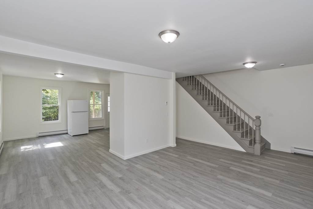 22-22 Highland Ave - Photo 1