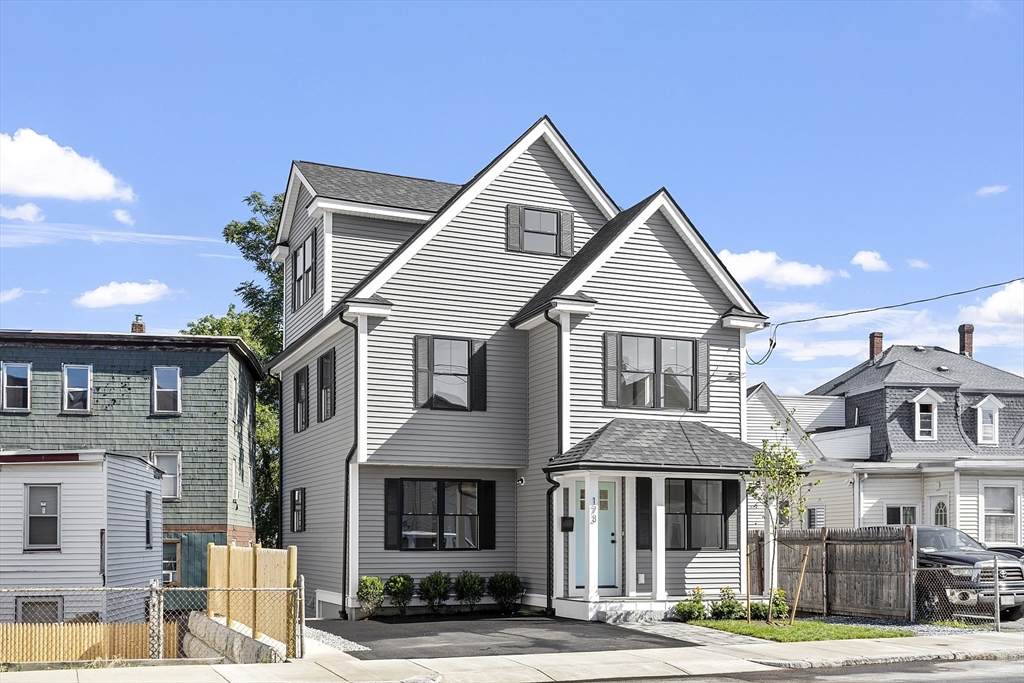 173 Westford St - Photo 1