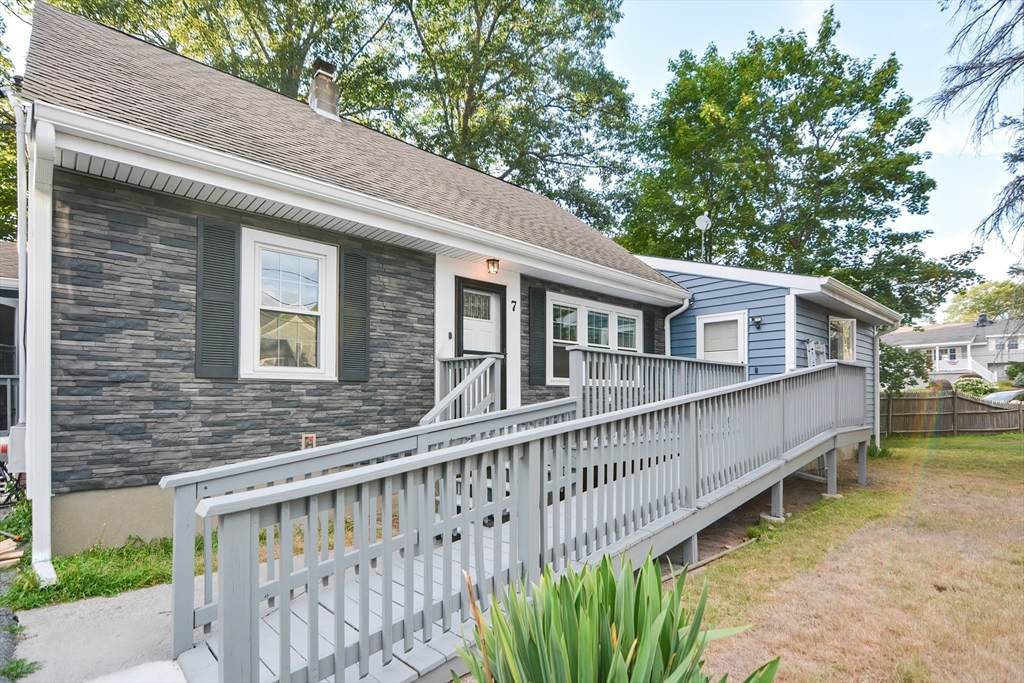 7 Maple Street - Photo 1