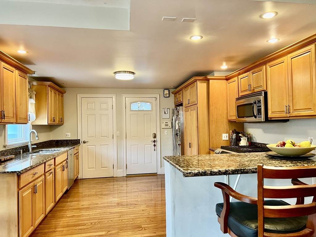 55 Beach St - Photo 1