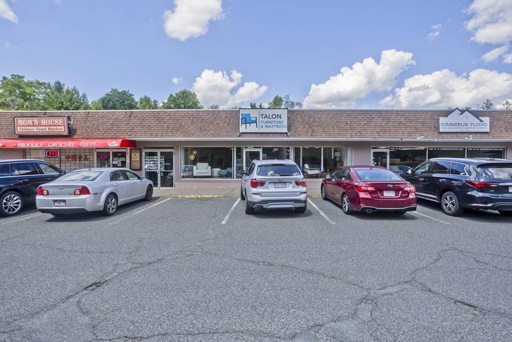 320 College Street - Photo 1
