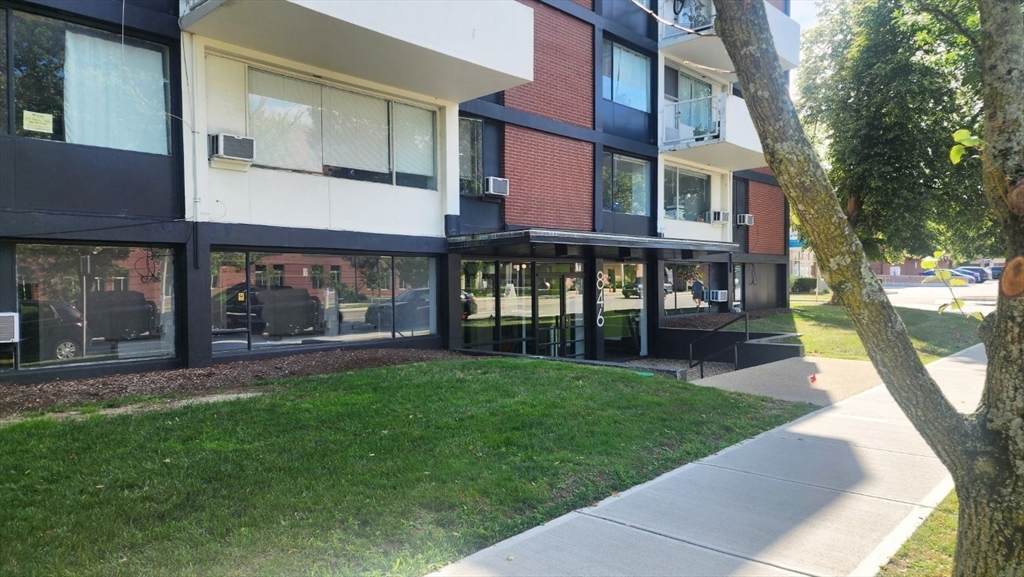 846 Mass Ave - Photo 1