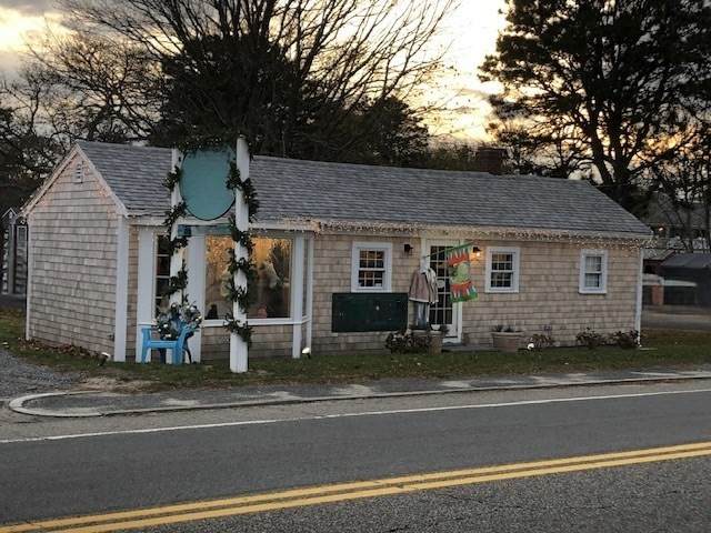 855 Main St - Photo 1