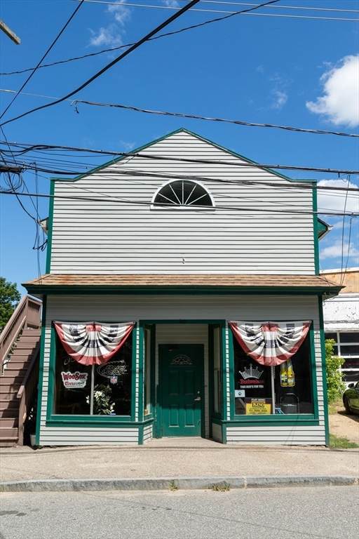 40 Chestnut St - Photo 1