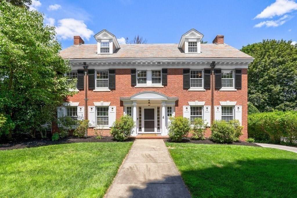 4 Wheeler Ave - Photo 1