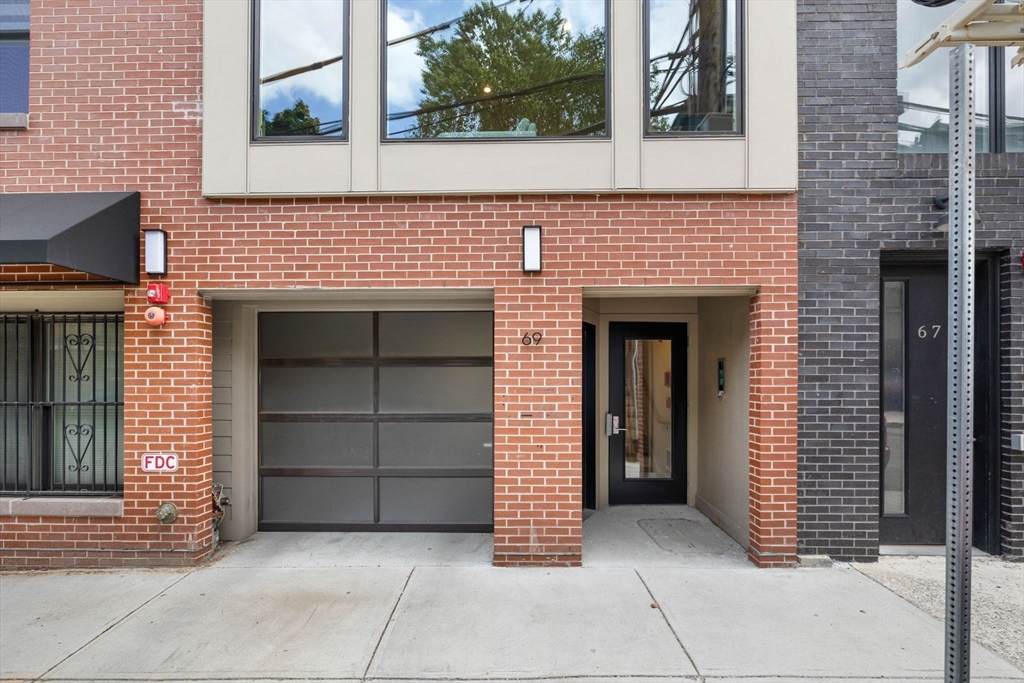 69 Lubec Street - Photo 1