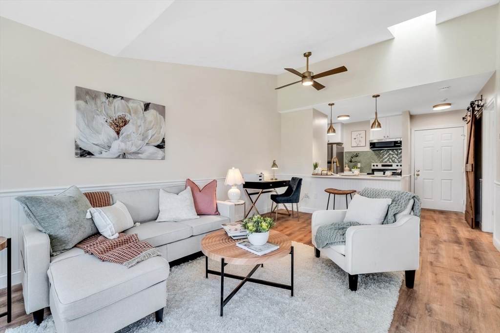 62 Fletcher - Photo 1