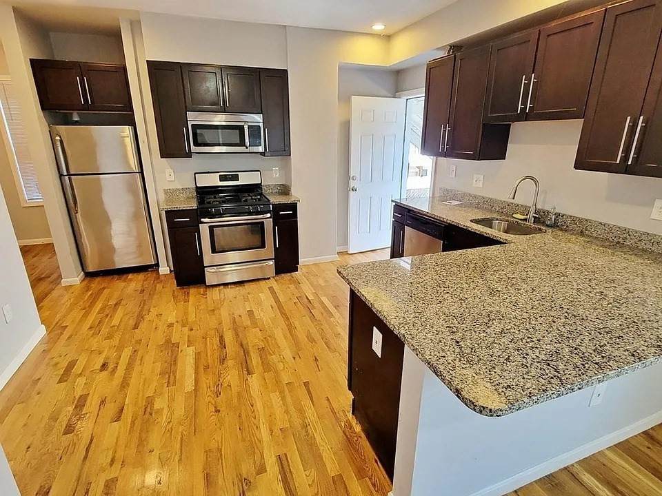 39 Pinckney St - Photo 1