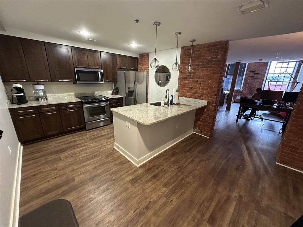 48 Water St - Photo 1