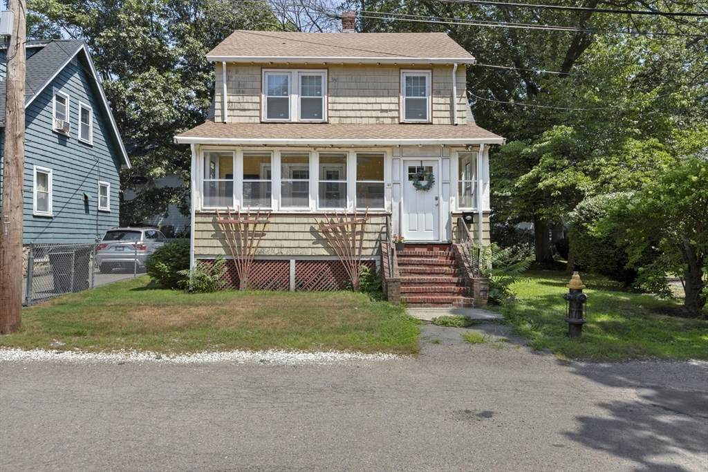 46 Oakwood St - Photo 1