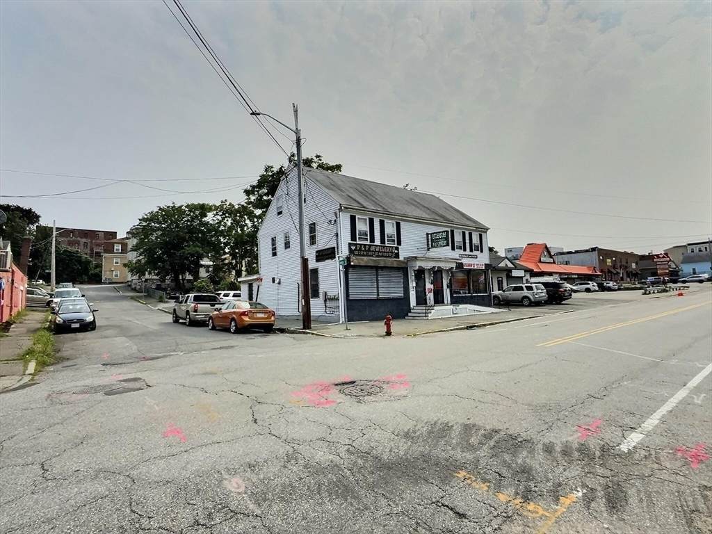 692 Middlesex St - Photo 1